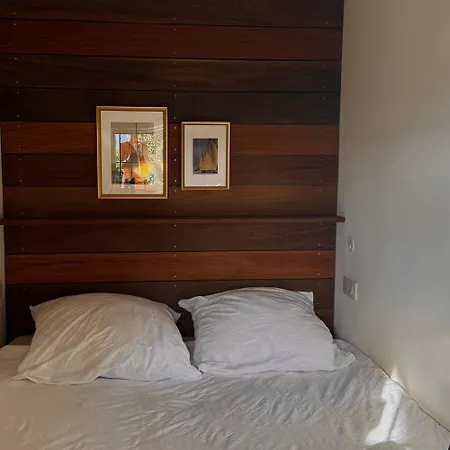 Holiday home Le Petit Bonheur - Pieds Dans L'eau - Golfe De Saint-tropez - Cote D'azur, House Fully Renovated In 2026
