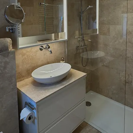 Le Petit Bonheur - Pieds Dans L'eau - Golfe De Saint-tropez - Cote D'azur, House Fully Renovated In 2026 別荘 キャバレール・シュル・メール