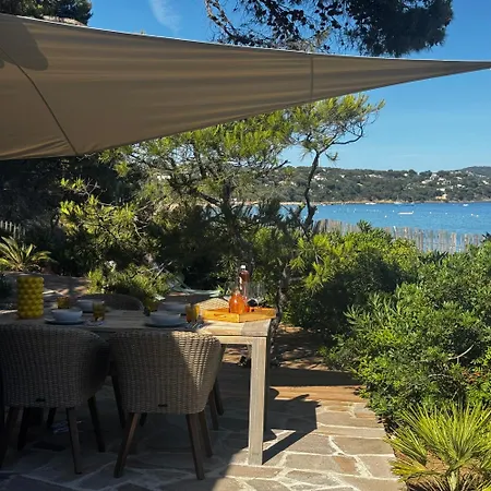 Le Petit Bonheur - Pieds Dans L'eau - Golfe De Saint-tropez - Côte D'azur, House Fully Renovated In 2026 Cavalaire-sur-Mer
