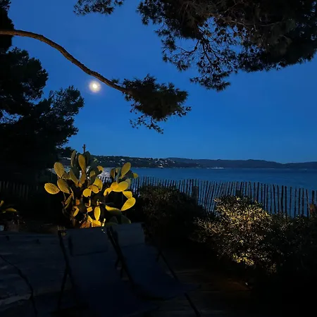 別荘 Le Petit Bonheur - Pieds Dans L'eau - Golfe De Saint-tropez - Cote D'azur, House Fully Renovated In 2026